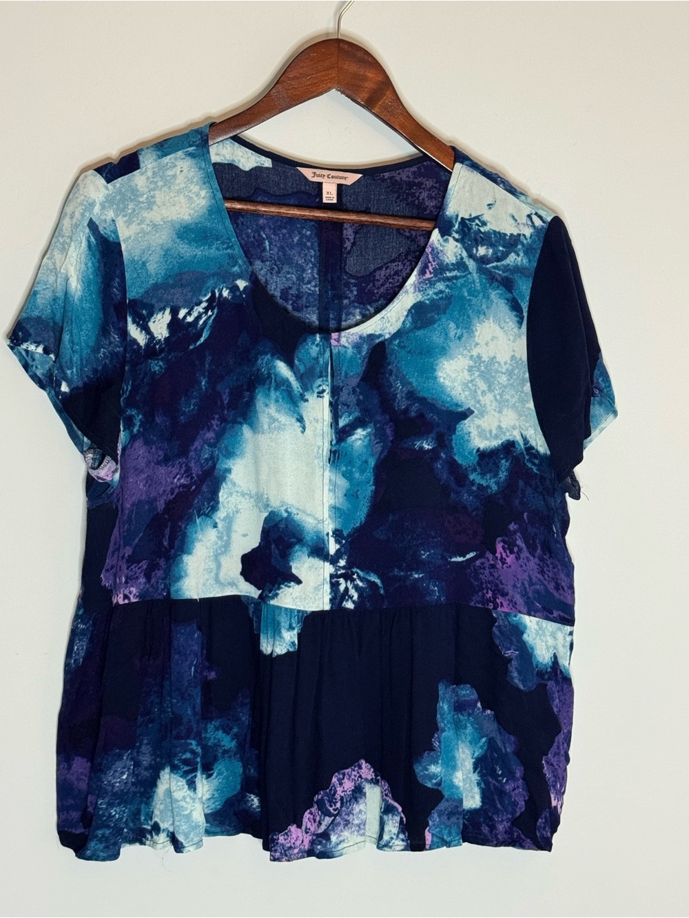 Juicy Couture Peplum Top Womens XL Blue Purple Watercolor Floral Keyhole Blouse
